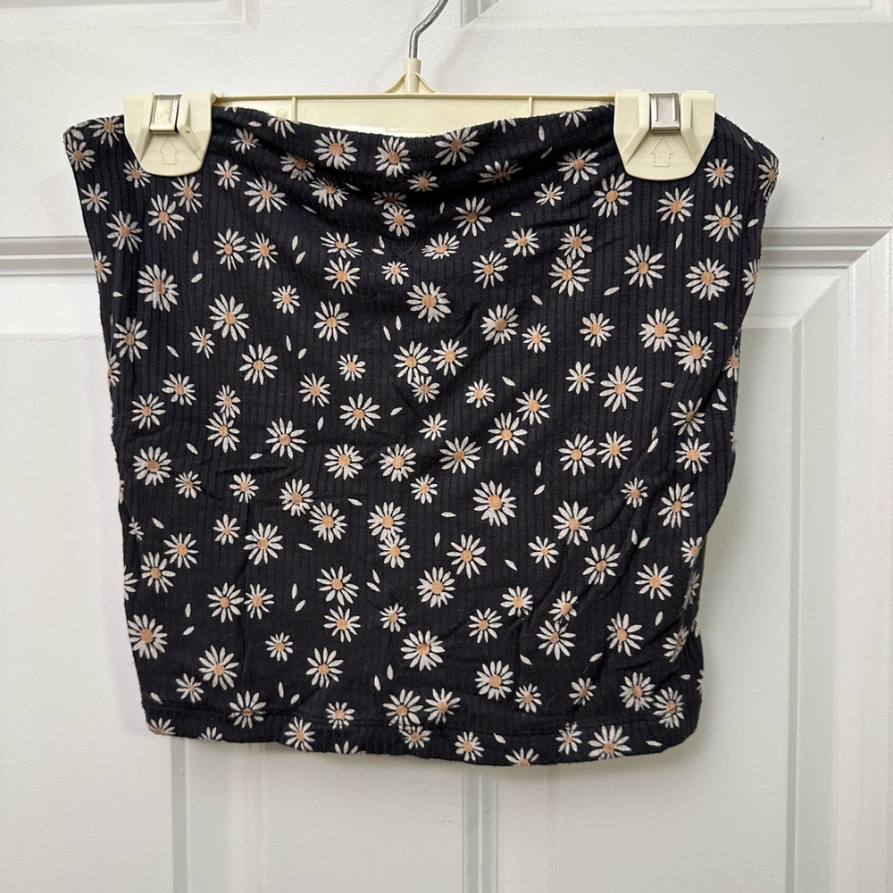 Dark grey and white sunflower American Eagle cropped tube top